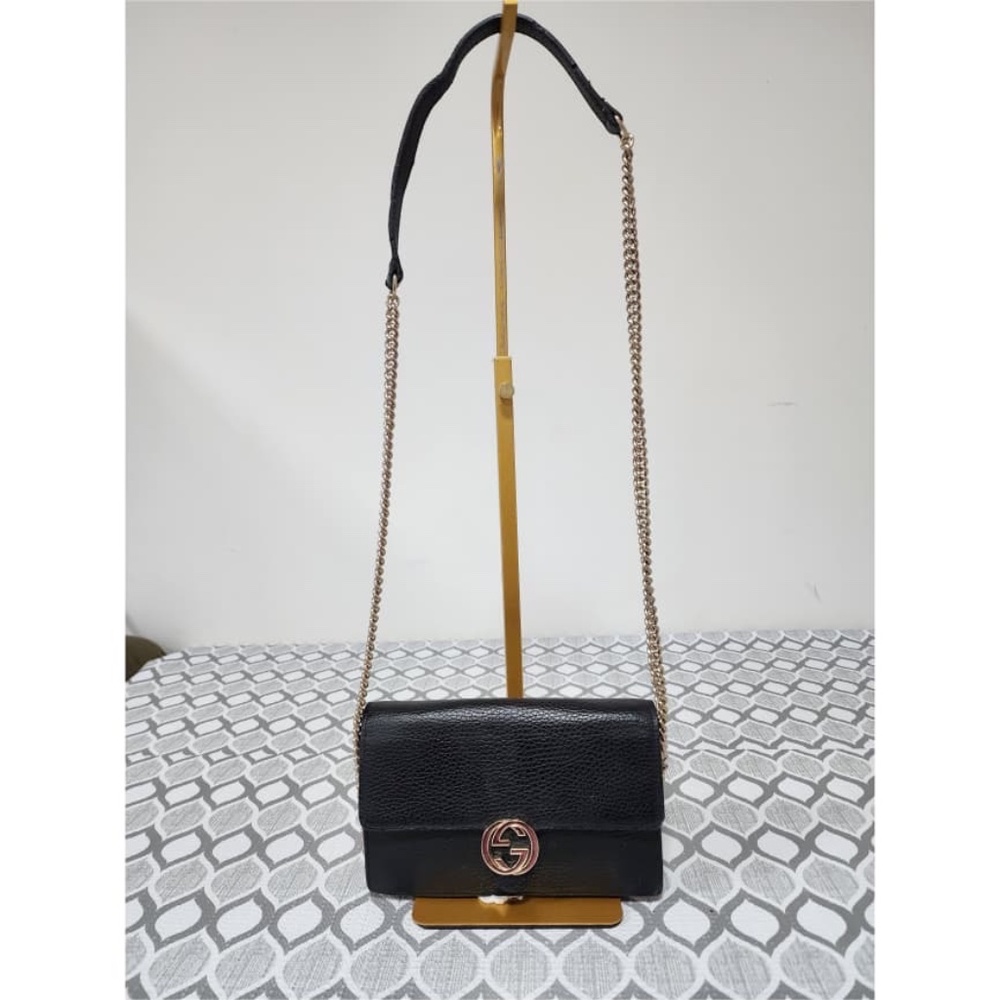 Authentic GUCCI Dollar Calfskin Interlocking G Chain Wallet On Chain Black